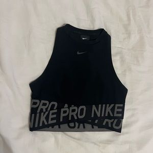 Nike Pro Top